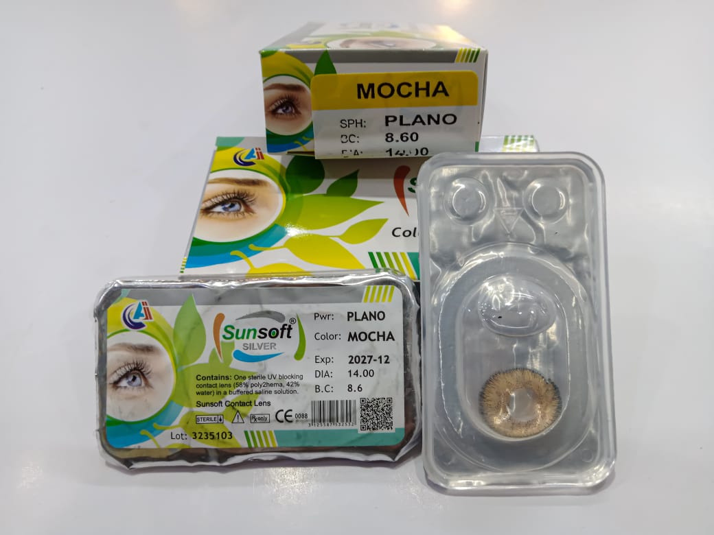 Medicated lenses for sensitive eyes