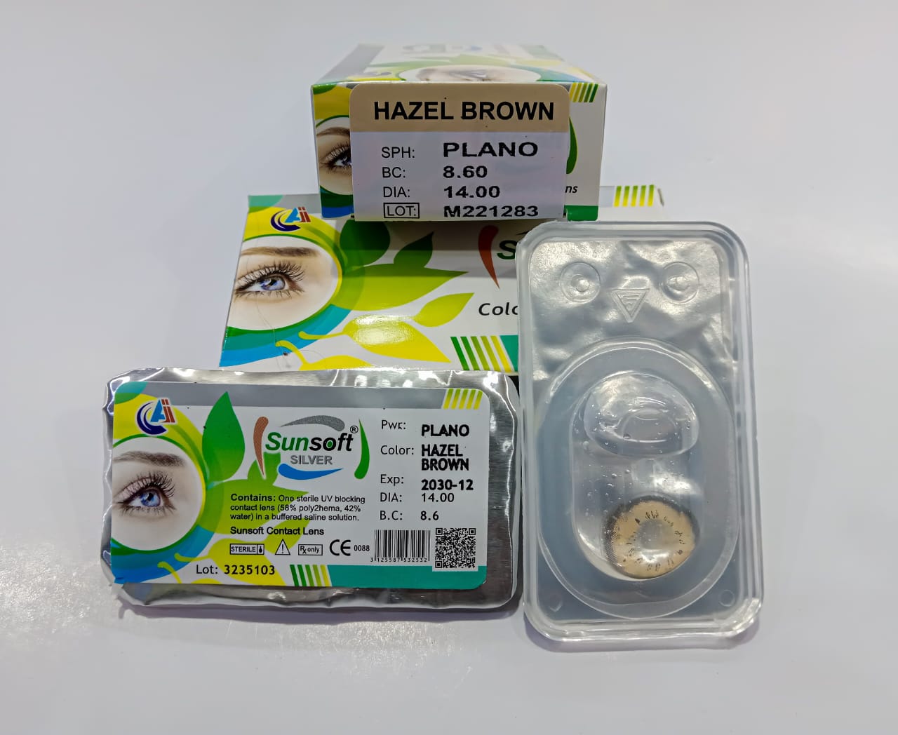 Medicated lenses for sensitive eyes